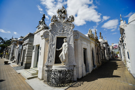 Discover Recoleta: History, Elegance, and Iconic Landmarks in Buenos Aires