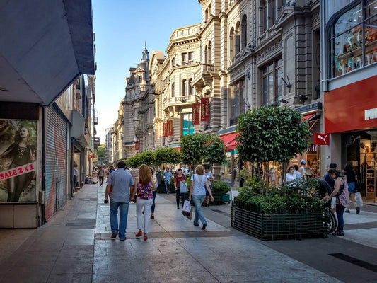 Florida Street in Buenos Aires: The Heart of Downtown