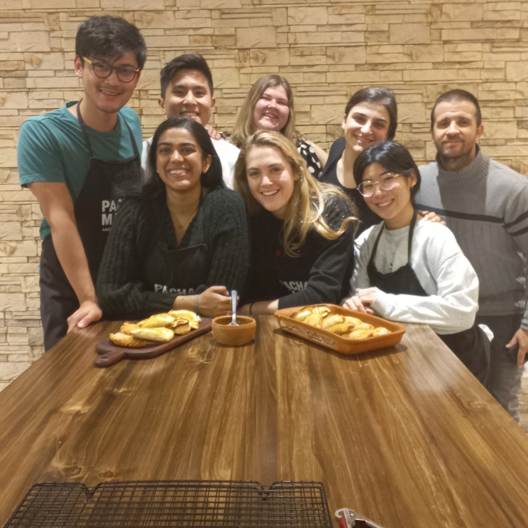 Aula de culinária argentina Pachamama