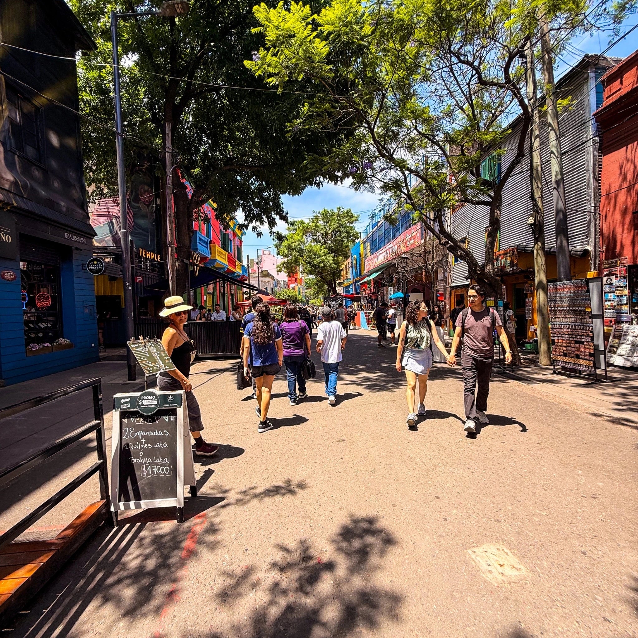 La Boca Art and History Tour