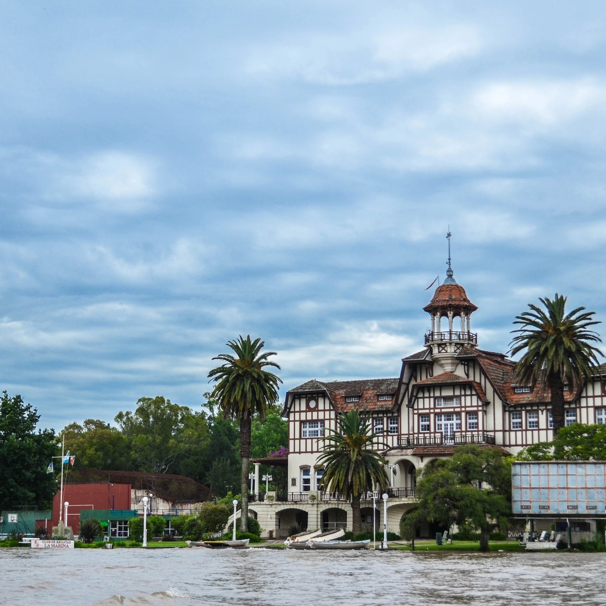 Aventura no Delta do Tigre