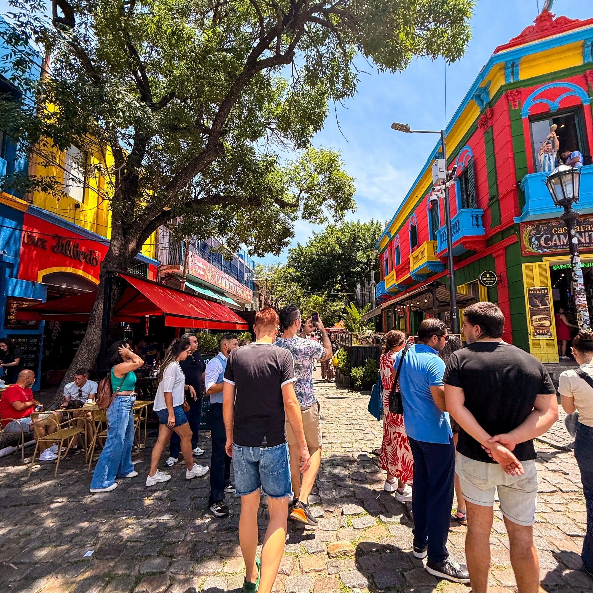 La Boca Art and History Tour